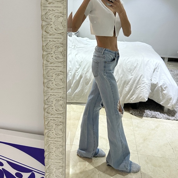 House of Harlow Low Rise Jeans - Picture 9 of 11